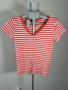 GAP Red & White Striped V-Neck Short Sleeve Tee